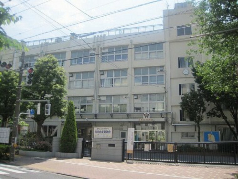 中学校 【中学校】練馬区立大泉中学校まで700m