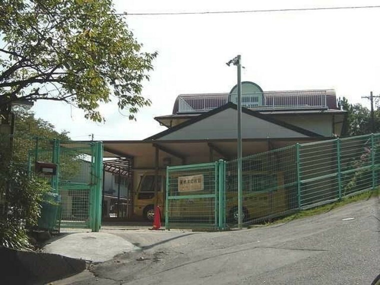 幼稚園・保育園 菫根本幼稚園