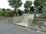 公園 西柴第三公園 金沢区にある住宅街の十分な広さの公園です。公園の設備には水飲み・手洗い場があります。