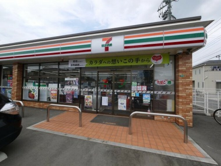 コンビニ セブンイレブン新座西堀2丁目店