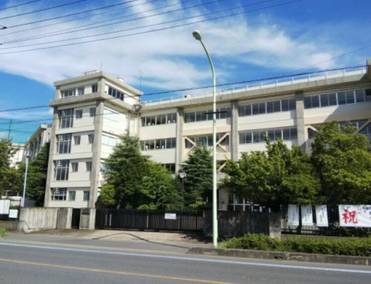 中学校 【中学校】鶴ヶ島市立藤中学校まで1767m