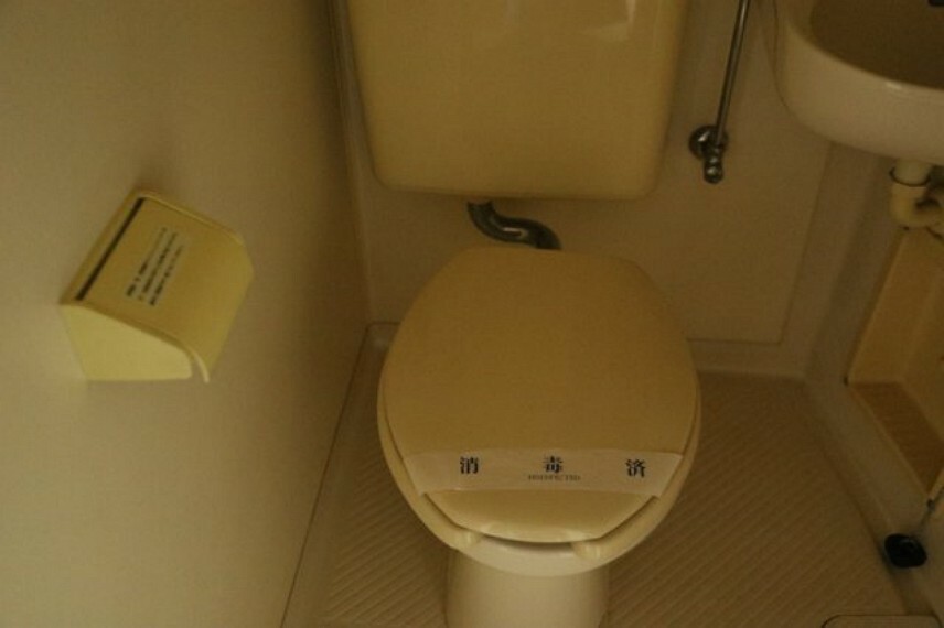 トイレ 賃貸では、主に浴室・洗面台・トイレが同室のことユニットバスと言いますが、しかし、それに限った話ではありません。そのため、物件を探す際はユニットバスという表記があるものは間取りを確認するとよいでしょう。