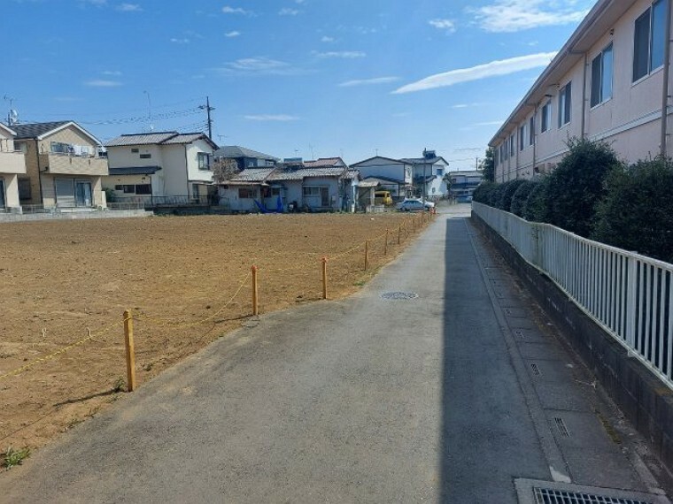 現況写真 上尾市富士見1丁目E号棟　前面道路4.0m 2023年3月撮影