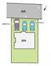 区画図 【区画図】道路と敷地の関係図です。北側幅員約6mの道路に接しております。北側の駐車スペースに並列3台駐車することが出来ます。