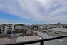 眺望 バルコニーからの眺め（南西方向）［2023年8月28日撮影］