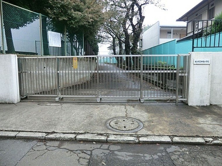 小学校 横浜市立神橋小学校