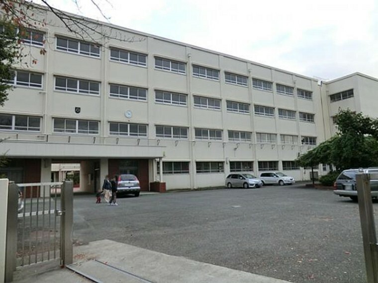 中学校 横浜市立港南台第一中学校　1170m