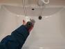 【完成済み】】新品交換した洗面化粧台の水栓金具はノズルが伸びてシンクのお手入れもラクラクです。混合水栓のため寒い季節にも便利ですね。
