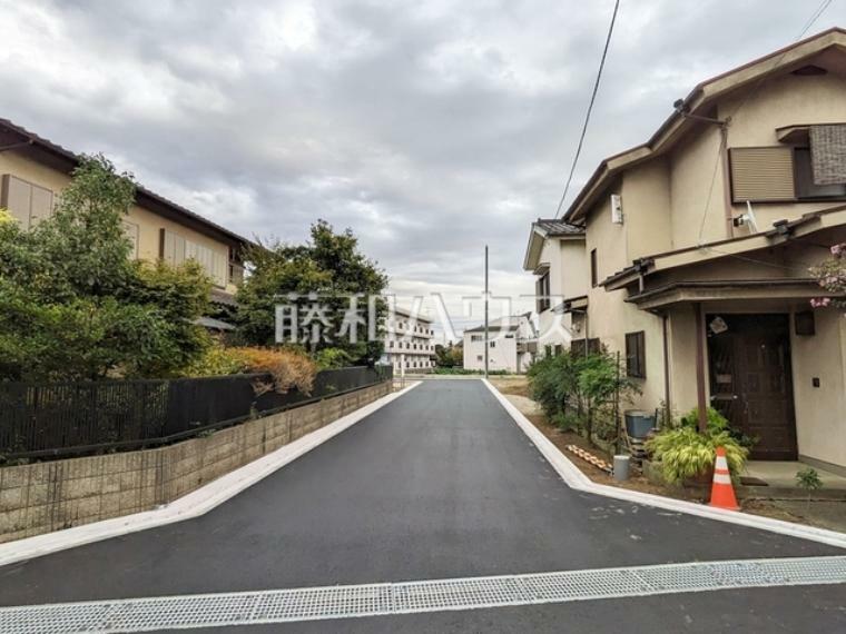 現況写真 接道状況および現場風景　【日野市栄町2丁目】