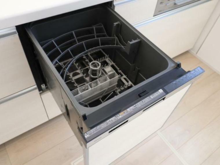 キッチン 家事の時短につながるビルトイン食洗器標準装備。