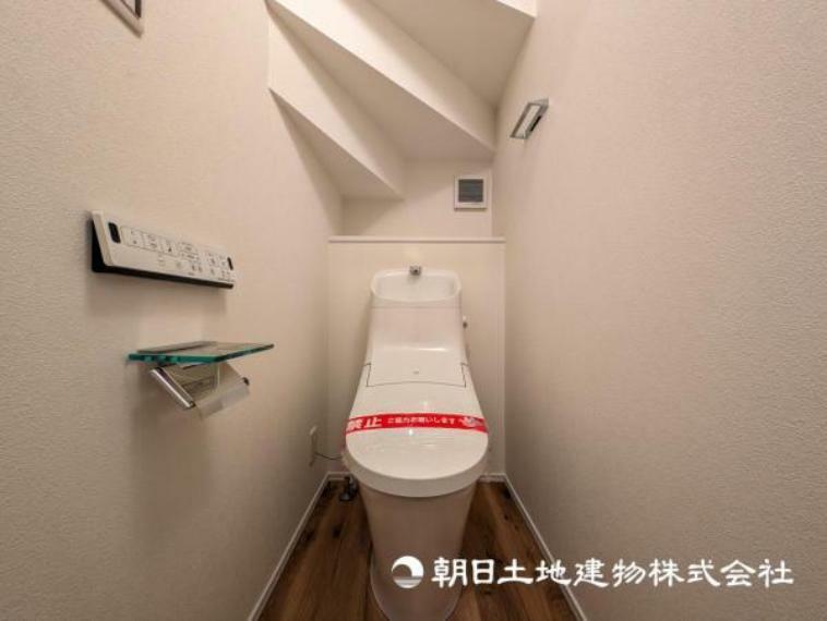 トイレ 【トイレ】小さな空間だからこそ機能性のある快適なトイレは、清潔感をキープしお手入れしやすいよう作られています