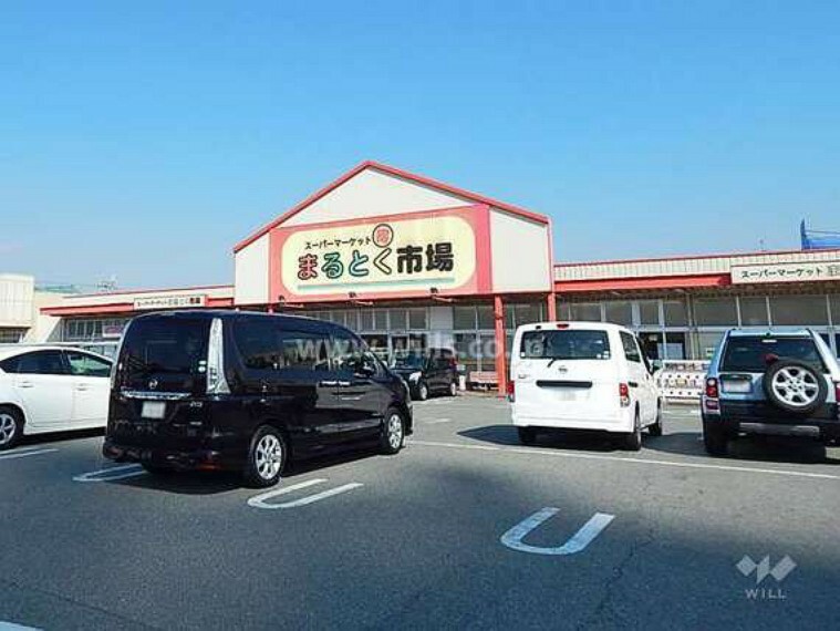 スーパー まるとく市場（平田店）の外観