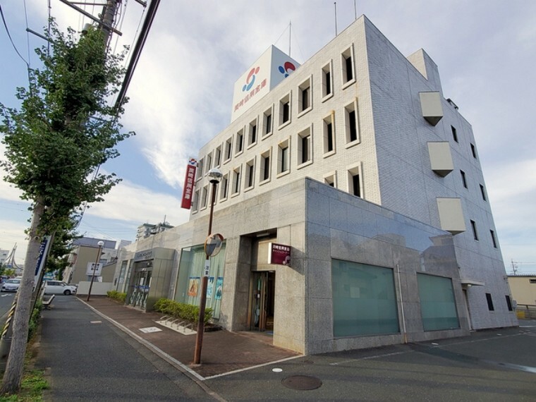 銀行・ATM 岡崎信用金庫　豊橋支店