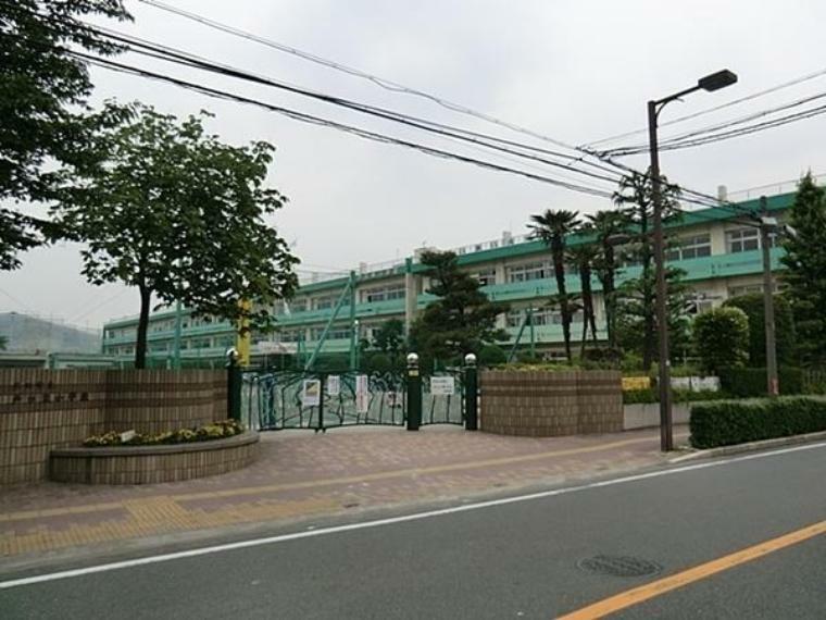 小学校 戸田市立戸田東小学校