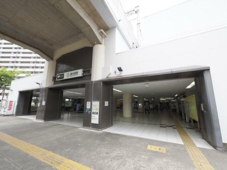 東大島駅（都営地下鉄 新宿線） 徒歩1分。