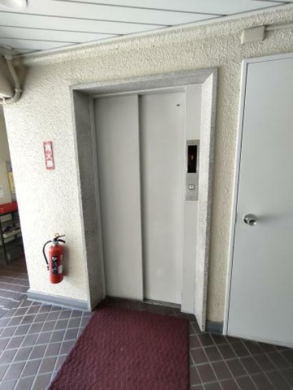 ・エレベーター