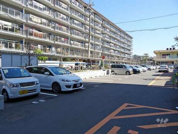 敷地内駐車場 敷地内駐車場（屋外平面式）