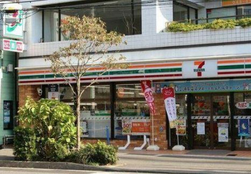 コンビニ セブンイレブン横浜南太田駅前店