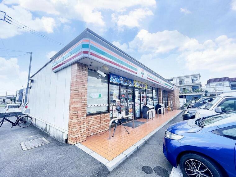 コンビニ セブン-イレブン 三島谷田南店まで約2600m