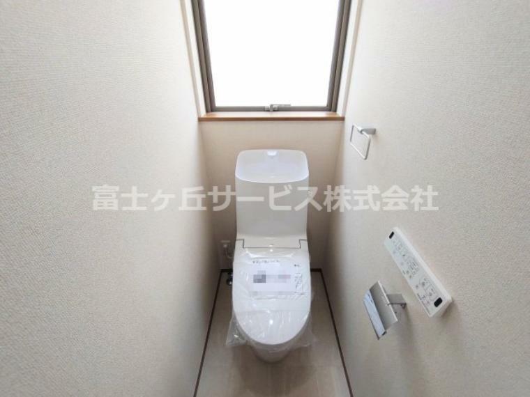 トイレ 1階2階に同タイプのトイレがあります