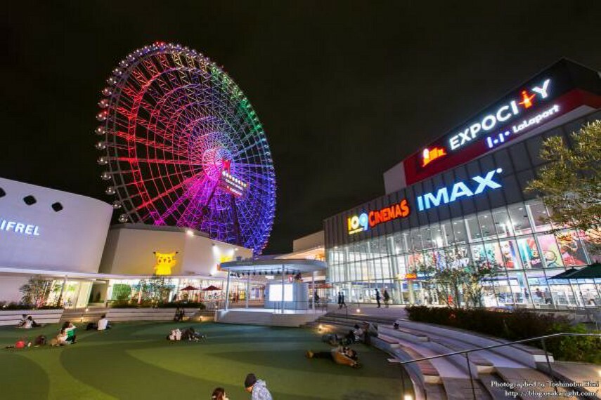 ショッピングセンター EXPOCITY