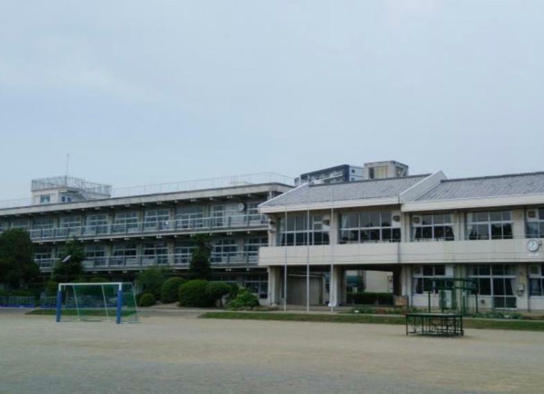 小学校 【小学校】熊谷市立　熊谷南小学校まで449m