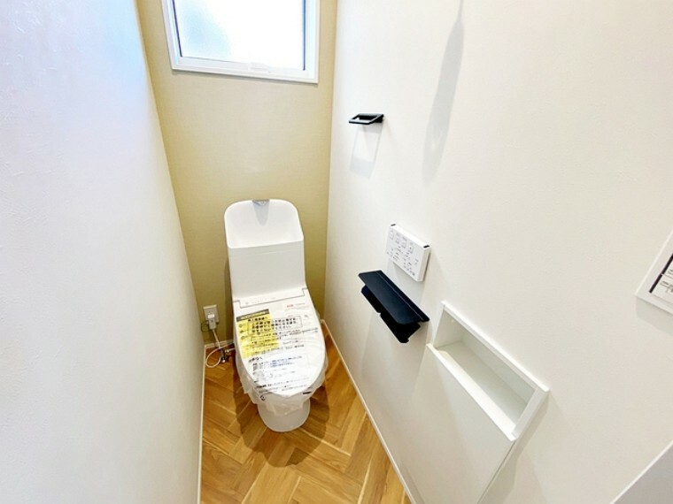 トイレ 各階に温水洗浄付きトイレを完備！朝の混雑解消と感染症対策にも便利です！