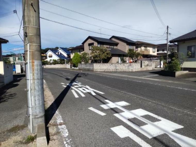 キッチン 前面道路