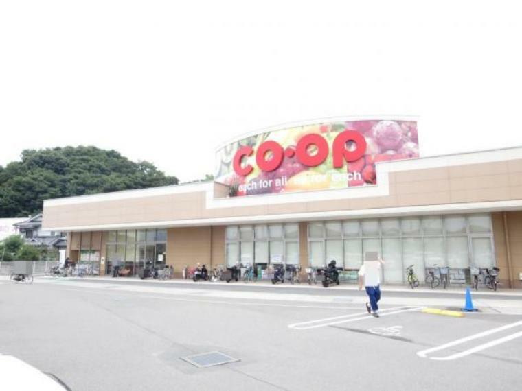 スーパー 【周辺環境】コープえひめ三津店まで約1500m（徒歩19分）。毎日のお買い物はここで決まりですね。