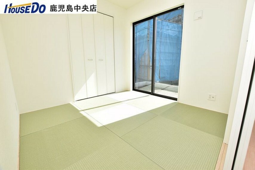 【和室】家族団らんの場や、接客の場、急な来客にも対応できるお部屋です