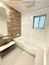 浴室 高級感漂う内装が印象的なバスルーム。