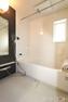 浴室 ゆったり1坪サイズ、タカラスタンダードの浴室。機能性に優れたミラブルのシャワーヘッド付きです。