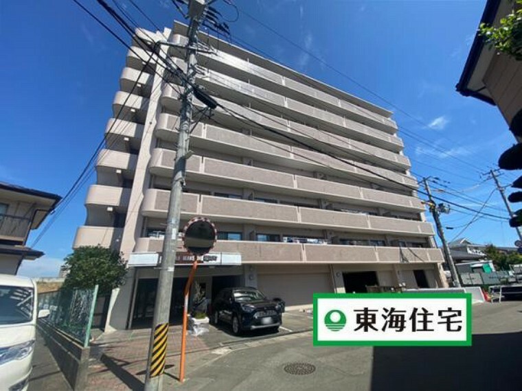 外観写真 福田町駅徒歩15分の立地。雄大に流れる七北田川沿いのリバーサイドマンションです。