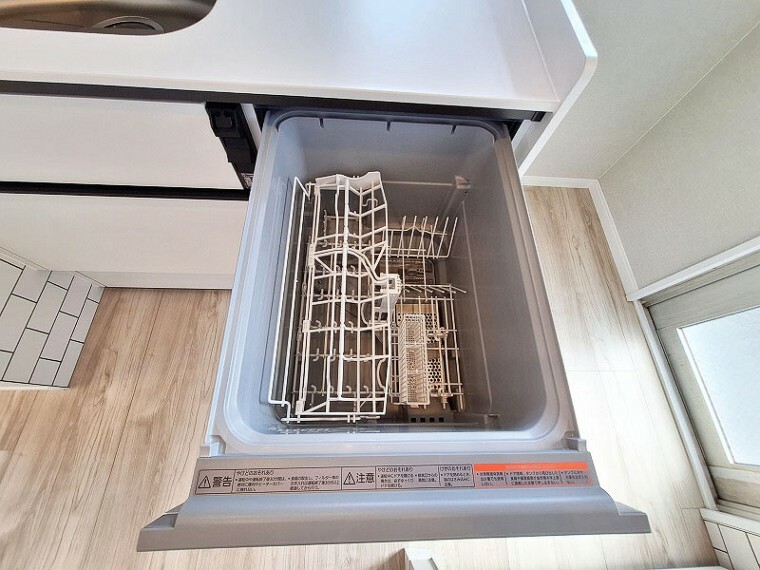 キッチン 家事の負担を減らす食洗機付き！忙しい子育て世帯を応援する快適な設備仕様です。