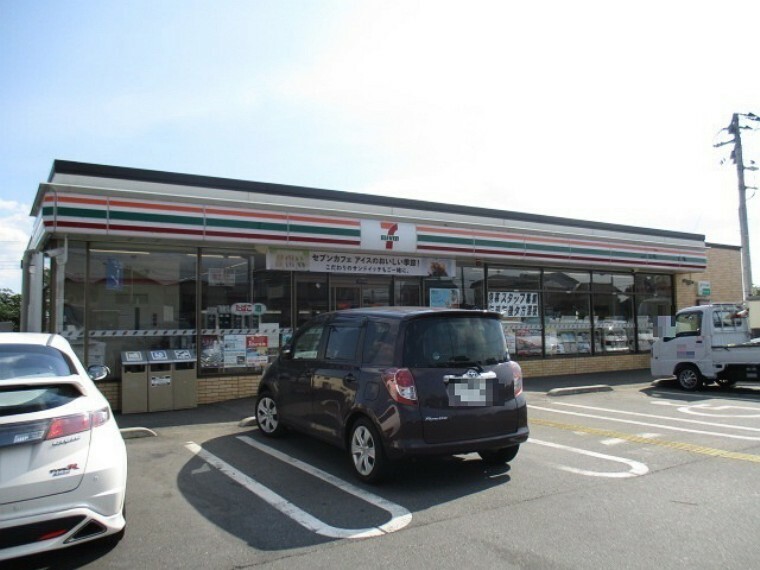 コンビニ セブンイレブン桶川川田谷店