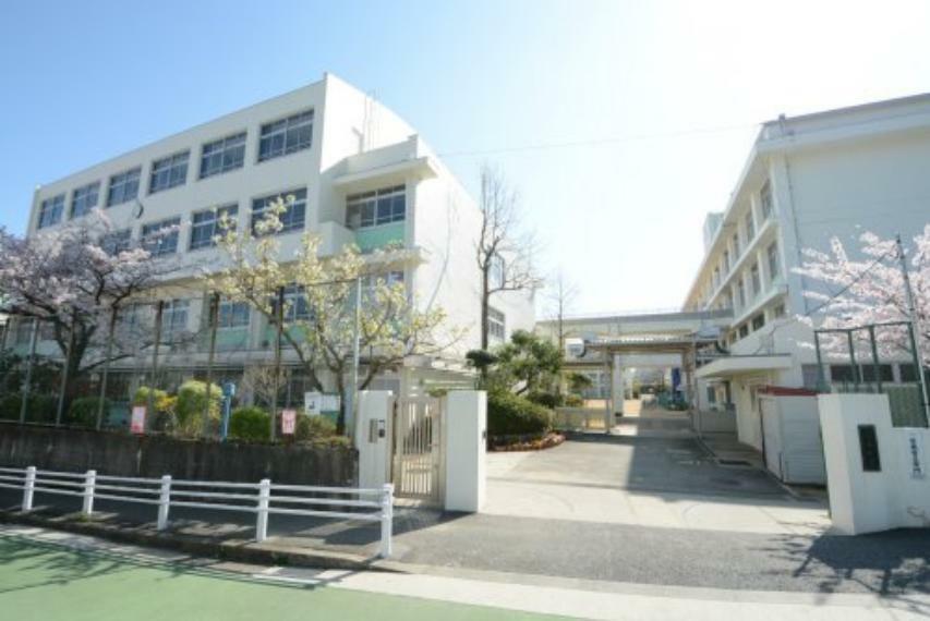 小学校 【小学校】神戸市立渦が森小学校まで1587m