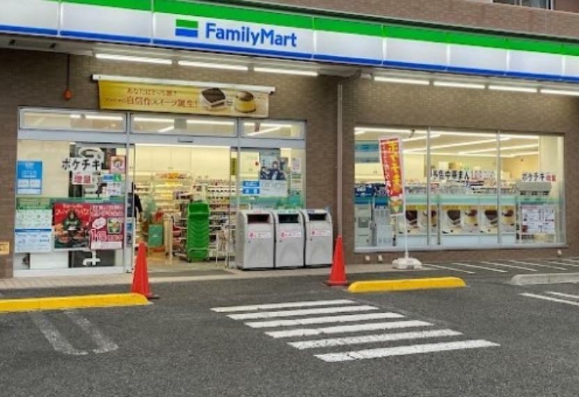 コンビニ ファミリーマート座間郵便局前店