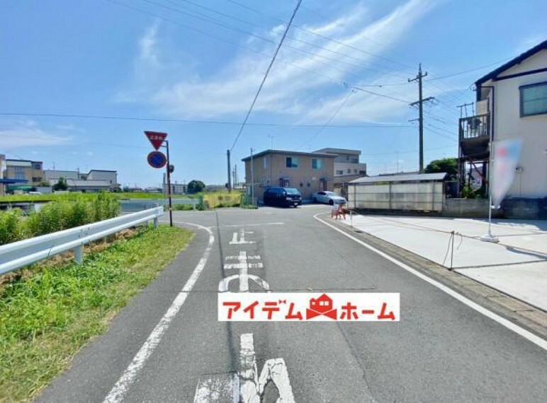 現況写真 前面道路です。