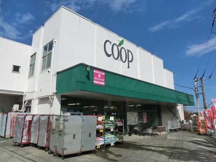 スーパー ユーコープ杉田店（食べ物の安心はもとより、安心して暮らせる地域社会をめざすコープのお店。コープ商品、産直・産地指定商品をはじめ、生鮮品から日用雑貨まで取り扱っています。）