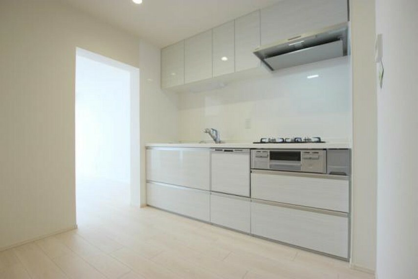 キッチン ■4.4帖のキッチンスペースは、においが移りにくい個室仕様