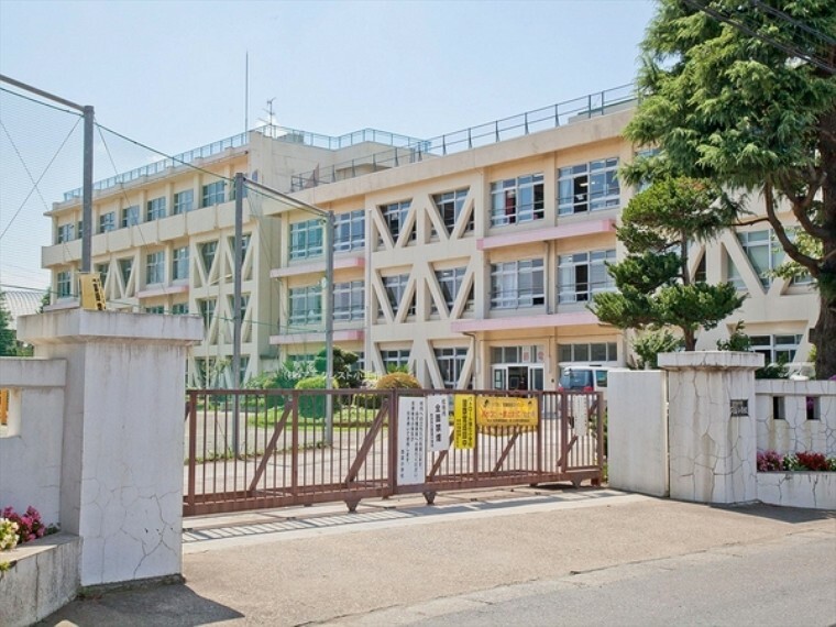 小学校 所沢市立西富小学校