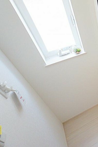 ランドリースペース 【専用部・室内写真】洗面化粧台