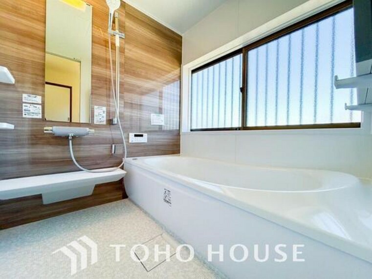 浴室 疲れを癒す、快適で清潔な空間で心も体もオフになる極上のリラックスタイムをお楽しみください。