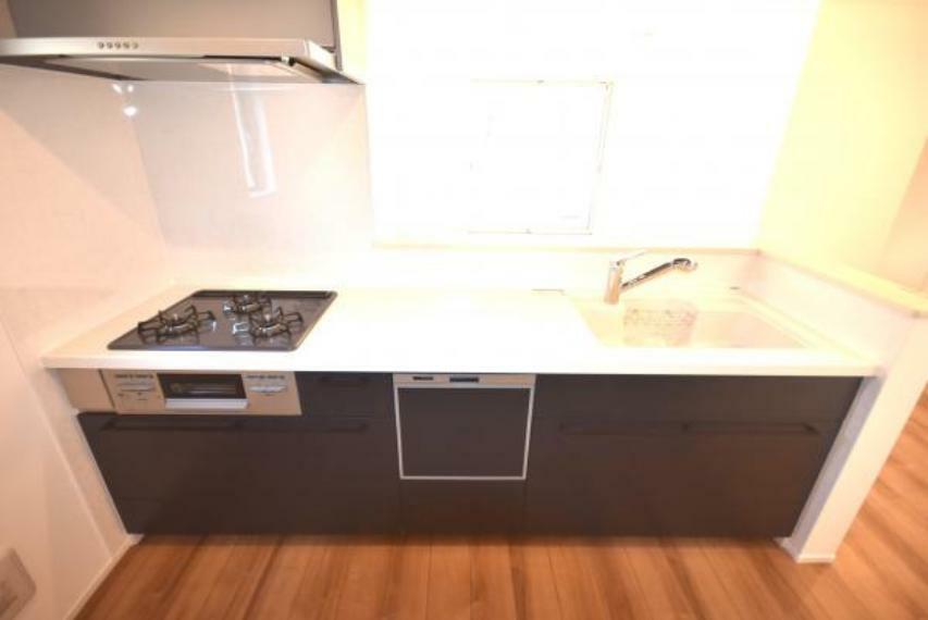 キッチン キッチン　食洗器付きのオープンキッチン