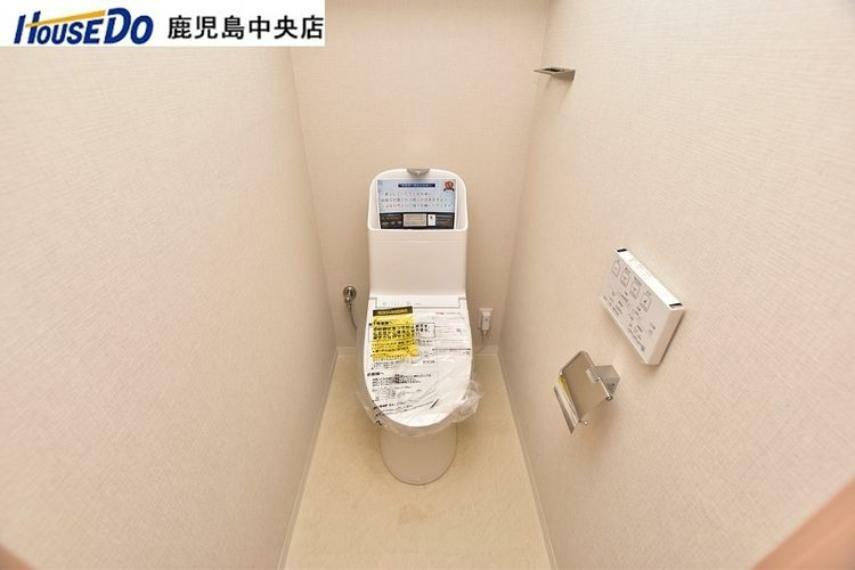 トイレ 【トイレ】温水洗浄便座機能付きのトイレです！