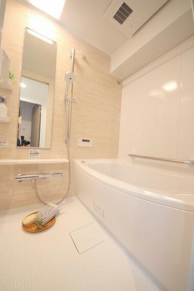 浴室 ■1216サイズの浴室、追炊き機能＆浴室換気乾燥暖房機付き