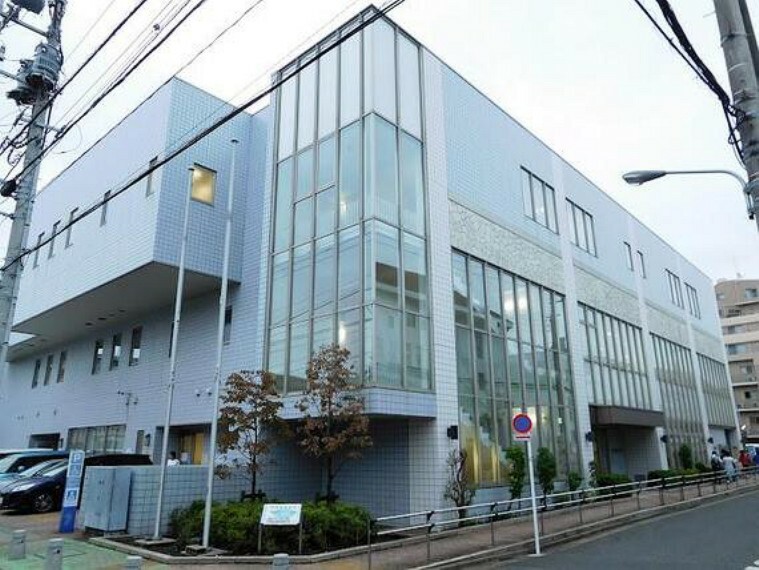 図書館 江戸川区立東葛西図書館