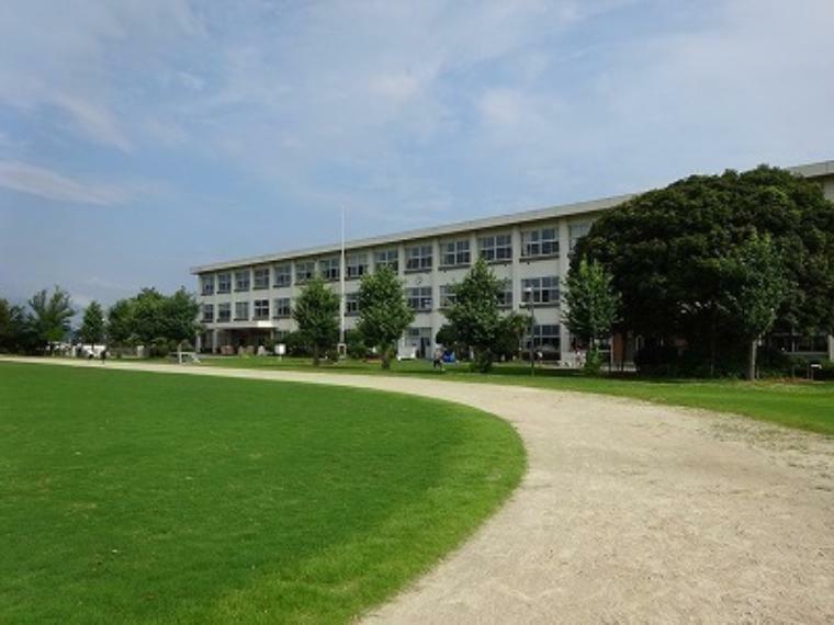 小学校 幸田町立荻谷小学校