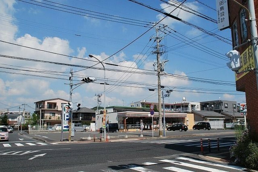 コンビニ コンビニ セブンイレブン薬師堂店