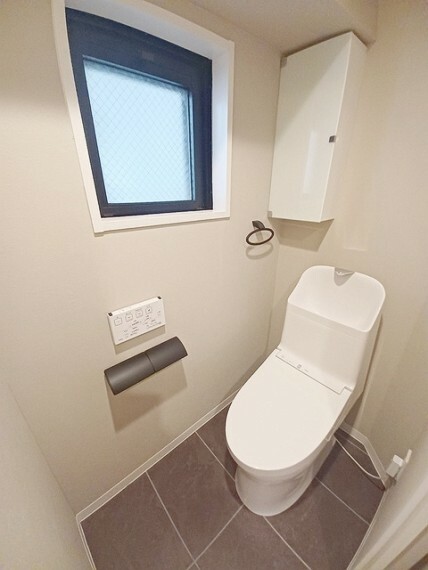 トイレ トイレにはウォシュレット機能を標準装備。